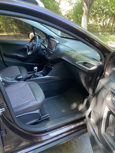 Peugeot 2008 1.6 Thp Sport