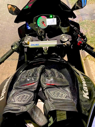 Moto Pista Kawazaki Ninja 600 Zx6r Inmaculada Accesorios