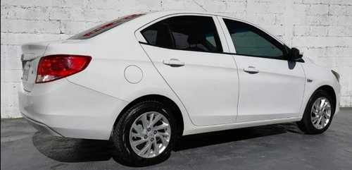 Imagen 6 de 13 de Chevrolet Aveo