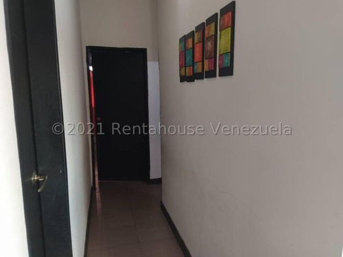 Imagen 5 de 30 de Casas En Venta Cabudare La Montañita, Selena Pacheco Tlf. 04245197639. Codigo 22-8052 Lara, Venezuela