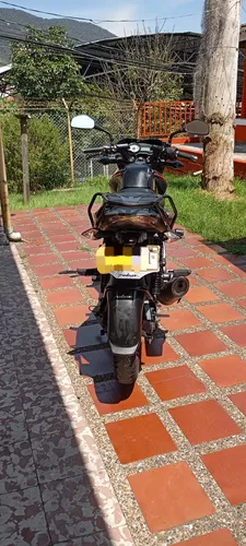 Pulsar Ns 125
