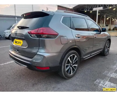 Nissan X-Trail Exclusive 2.5cc TP AA 4X4