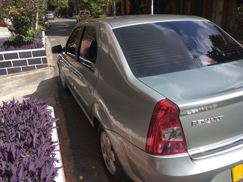 Hermoso Renault Logan Dynamique