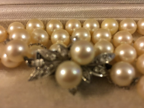 Collar De Perlas Cultivadas Con Importante Broche Brillantes