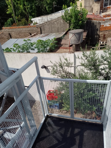 Ascensor/ Montacargas