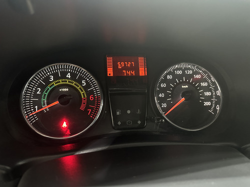 Renault Clio 1.2 Mio Confort Plus Abs Abcp