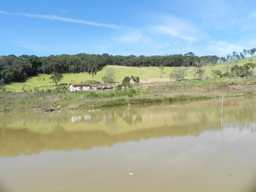 (sc) Lotes Em Belíssimo Condomínio Com Lago Portaria T.preta