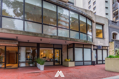 Local/oficina En Berro Y Av. Brasil 300m2 -gc Inc.