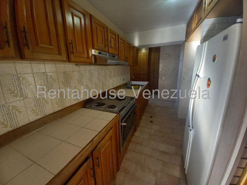 Venta De Amplio Apartamento En El Cigarral / Gc