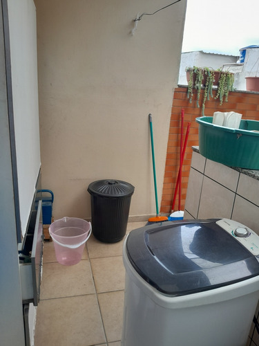 Casa 4 Cômodos Com Edicula Com 2 Cômodos Ótima Localização