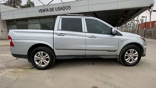 Imagen 5 de 14 de Ssangyong New Actyon 2.5 At 4x2 Dsl Nas 623 2017 Jgwt59