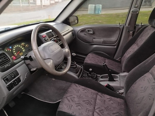 Chevrolet Tracker TRACKER 2.0 16v 128cv MPFI 4x4 5p
