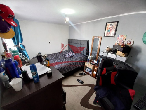 Hermosa Casa De Dos Pisos, 4 Dormitorios Y 2 Baños, Paine