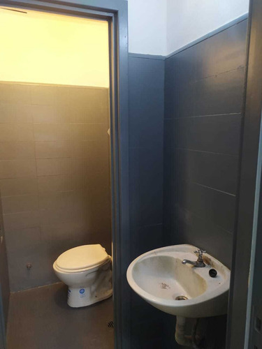 Imagen 8 de 8 de Venta Local Comercial Todo Nuevo Con Sótano