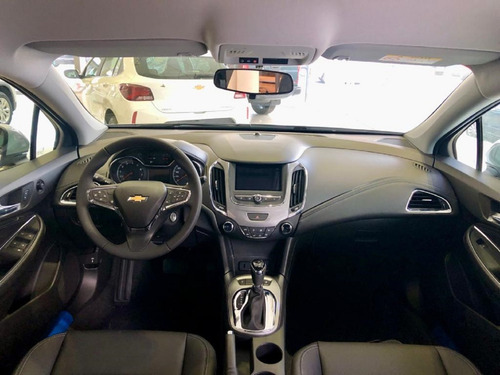 Imagen 8 de 25 de Chevrolet Cruze 5 Puertas Lt 1.4n Automático Hatchback 2023*