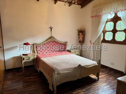 Amplia Casa En La Boyera