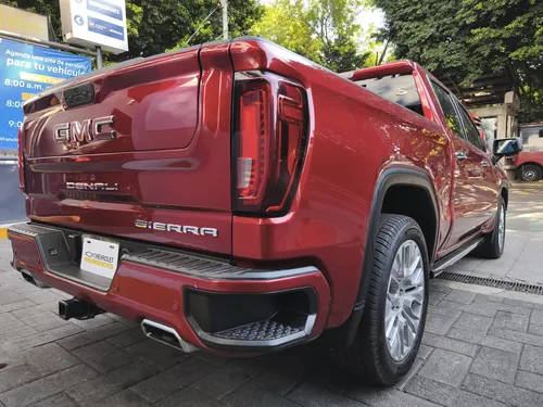 GMC Sierra 6.2 Denali Dvd At