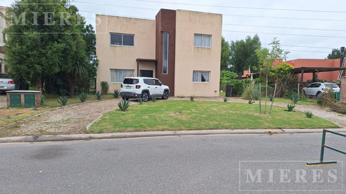 Casa En Venta En San Francisco, Villanueva.