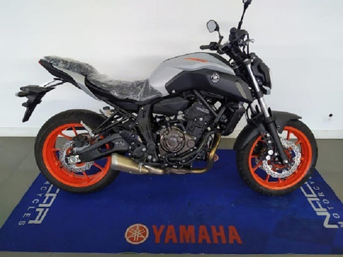 Imagem 2 de 3 de Yamaha Mt-07 Abs Cinza 2022