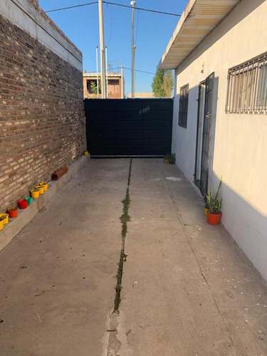 Venta Casa De 2 Dormitorios En Troncales Del Sur