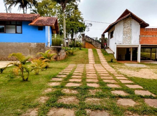 Imagem 12 de 14 de Piscina 4.000 M² Salão De Festas Ótima Localização