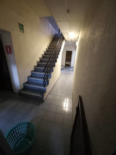 Imagen 3 de 14 de Hotel En Av Andrés Bello En Venta