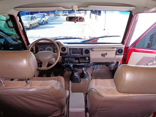 Imagen 10 de 18 de Toyota Macho Lx 1995 V6 4x4 Sincrónico 100% Original