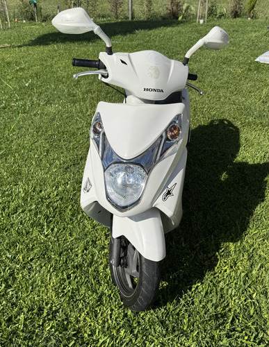 Honda Elite 2014, Muy Buen Estado