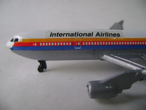 Imagen 8 de 10 de Nico Avion Metal Airlines Int. Lines 26 13 X 11 Cm (avv 39)