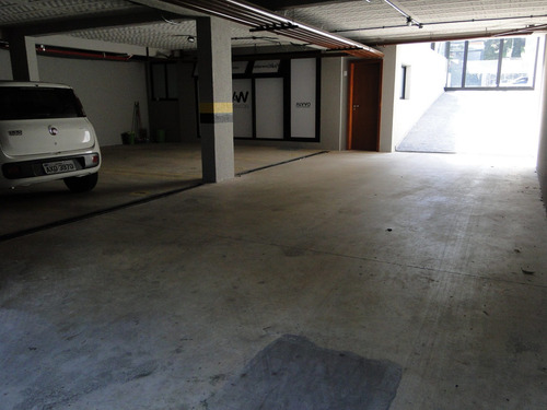 Imagem 7 de 30 de Comercial Para Alugar Com 890m² Por R$ 16.900,00 No Bairro São Francisco - Curitiba / Pr - Prl0002