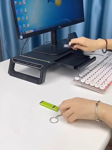 Imagen 5 de 5 de Soporte Elevador Para Monitor Luz Rgb Que Soporta Dato