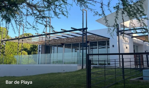 Terreno En Puerto Barrancas Con Vista Privilegiada Hacia El Rio