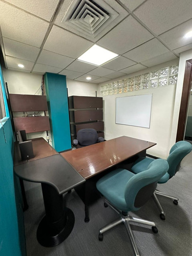Excelentes Oficinas Amuebladas En Renta