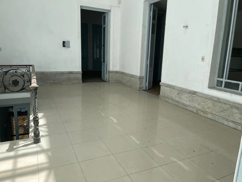 Imagen 2 de 13 de Imperdible!! 10 Habitaciones, Ideal Empresas, Centro!!