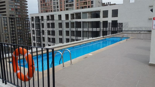 Departamento En Venta De 1 Dorm. En Santiago Cercano A Metro