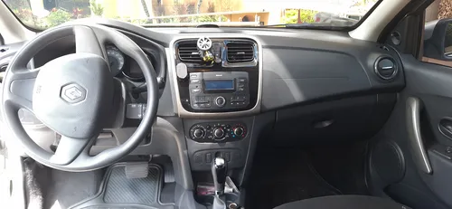 Renault Logan 1.6 Authentique