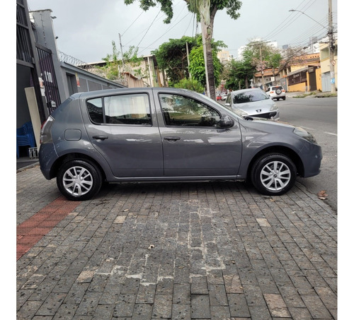 Renault Sandero 1.0 EXPRESSION 16V FLEX 4P MANUAL
