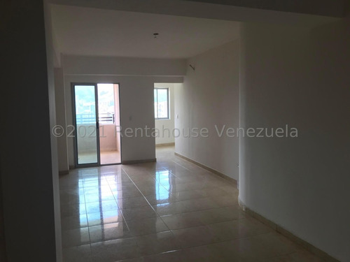 Imagen 4 de 14 de Karen Freites Rentahouse Mp 22f15499 Las Chimeneas