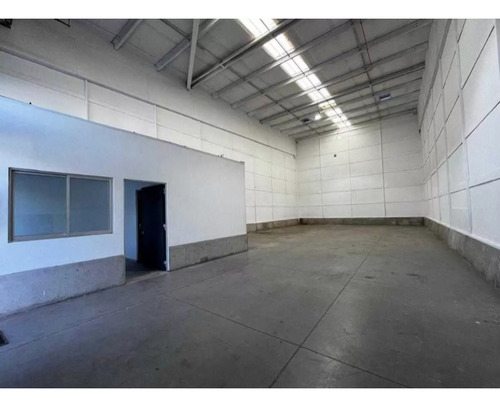 Oficina En Arriendo En El Belloto - Sin Comisión