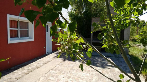 Complejo De Cabañas En Venta - 3 Dormitorios 3 Baños - 445mts2 - Balneario Marisol