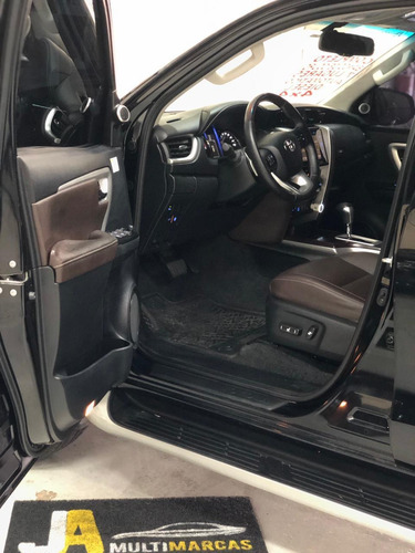 Toyota Hilux Sw4 Srx 4.4 2.8 Tdi