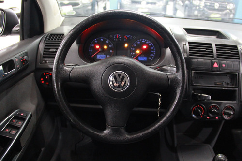 Imagem 13 de 13 de Volkswagen Polo 1.6 Mi 8v Flex 4p Manual