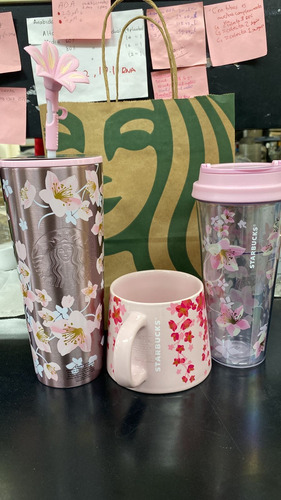 Parte D Colección Starbucks Con Charm Cherry Blossom 2024