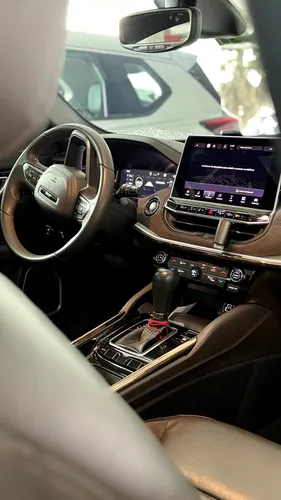 Jeep Commander 1.3 Turbo Overland 2023 Automático