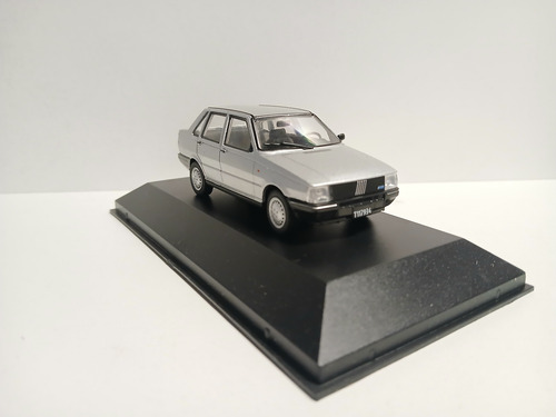 Autos Inolvidables Argentinos Salvat 1.43 + Tapa De Acrílico Fiat Duna S 1988