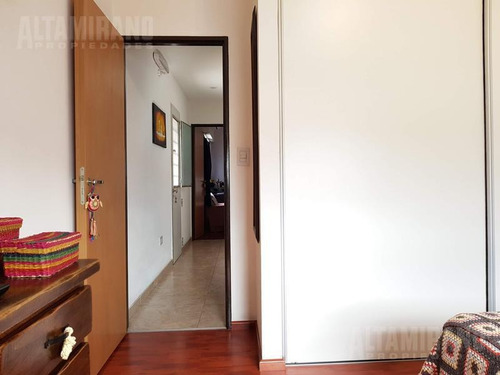Casa - S.andres, P/h Tres Ambientes Con Cochera.