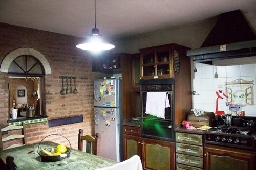 Imagen 7 de 14 de Chalet En Venta En Haedo Norte