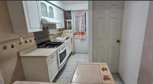 Preciosa Y Amplia Casa, Excelente Ubicación En Fracc. Residencial Las Américas Ecatepec. A Solo Unos Minutos De La Cdmx!!! -no Créditos- Jagr