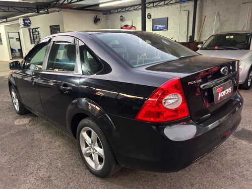 Ford Focus Sedan GL 1.6 16V (Flex)