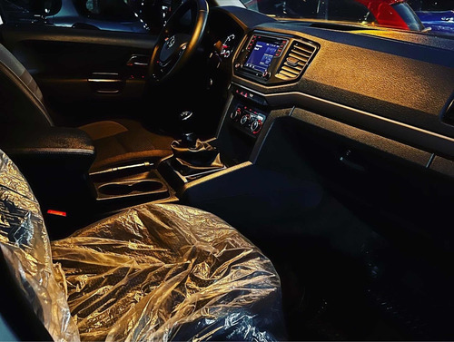 Imagen 8 de 10 de Volkswagen Amarok 2022 2.0 Cd Tdi 180cv Comfortline